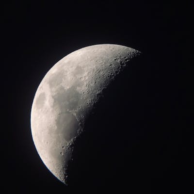 Неблагоприятные дни для стрижки — когда лучше подождать